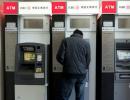С какой карты выгоднее снимать юани в китайских банкоматах